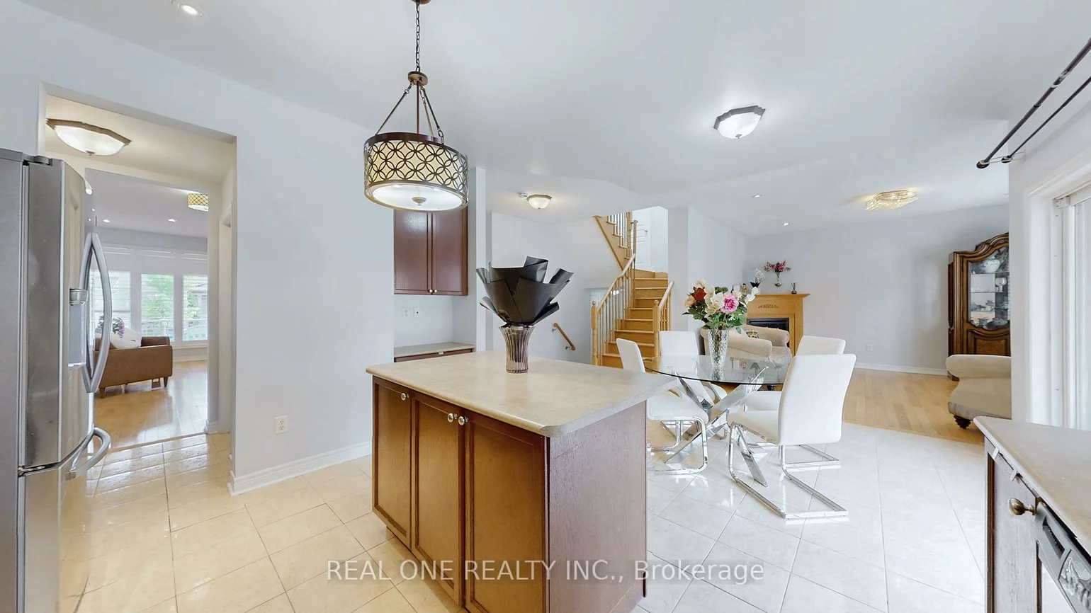 10, Willow Landing, Greensborough, Markham