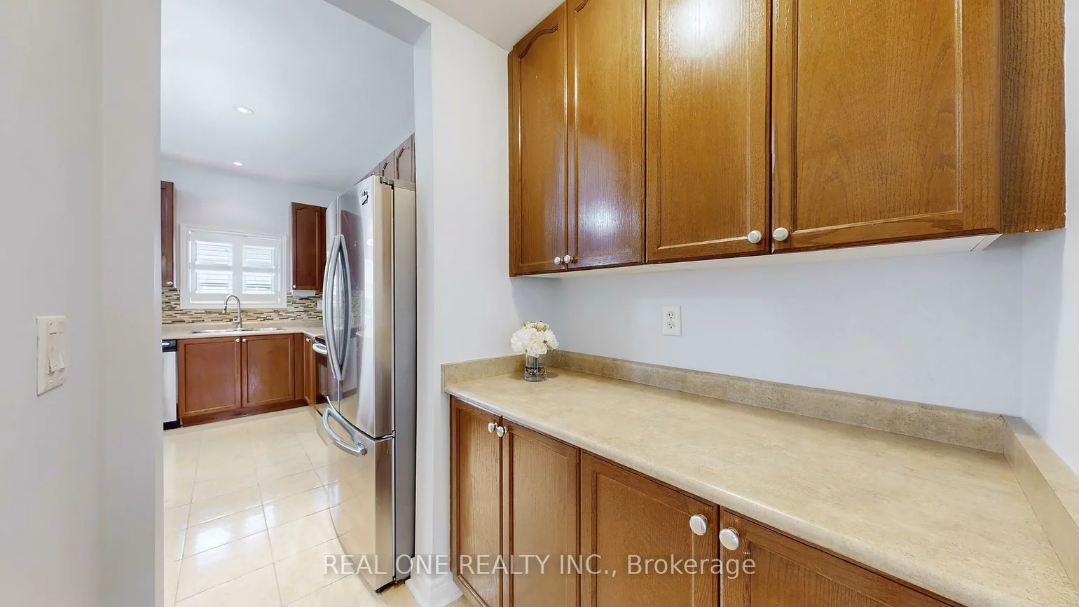 10, Willow Landing, Greensborough, Markham