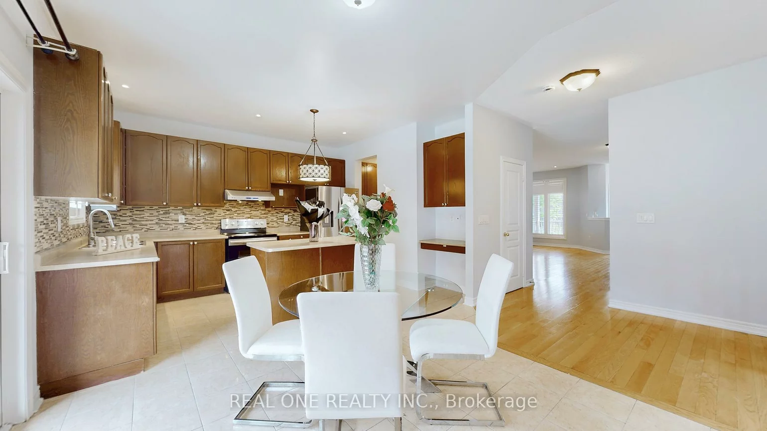 10, Willow Landing, Greensborough, Markham
