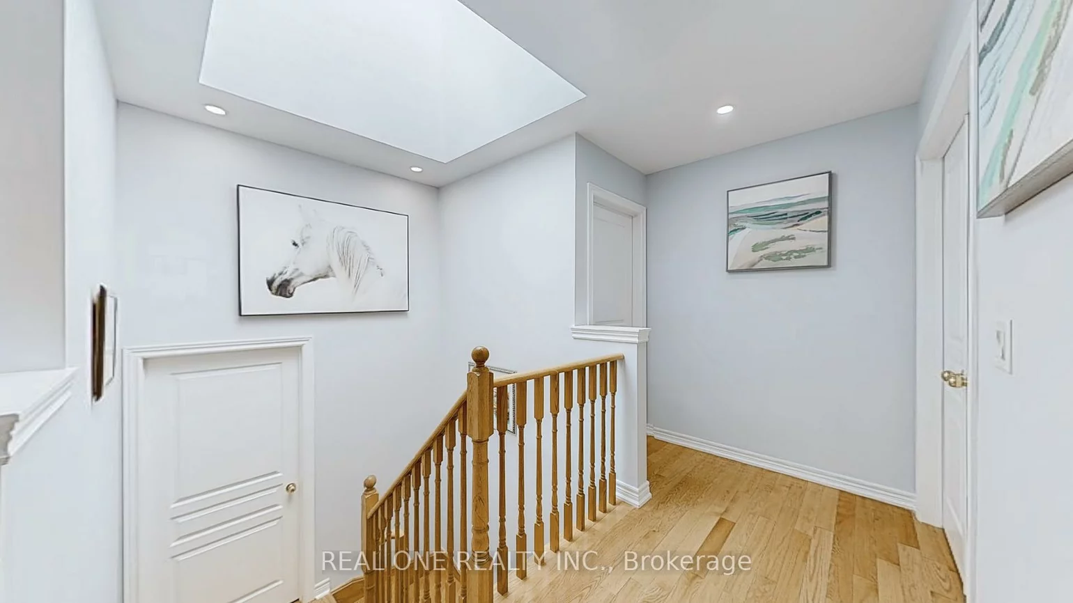 10, Willow Landing, Greensborough, Markham