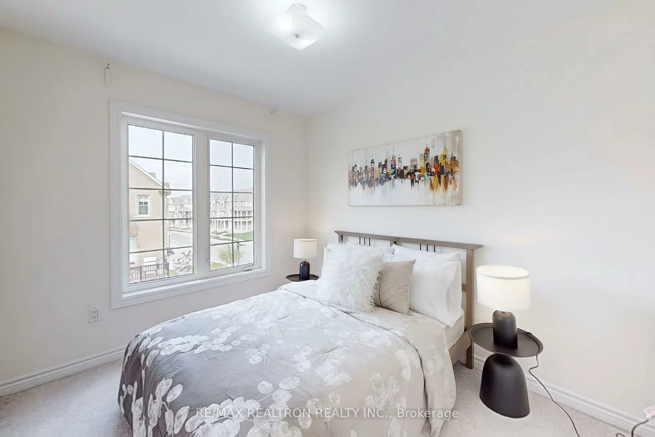 189, Rustle Woods, Cornell, Markham