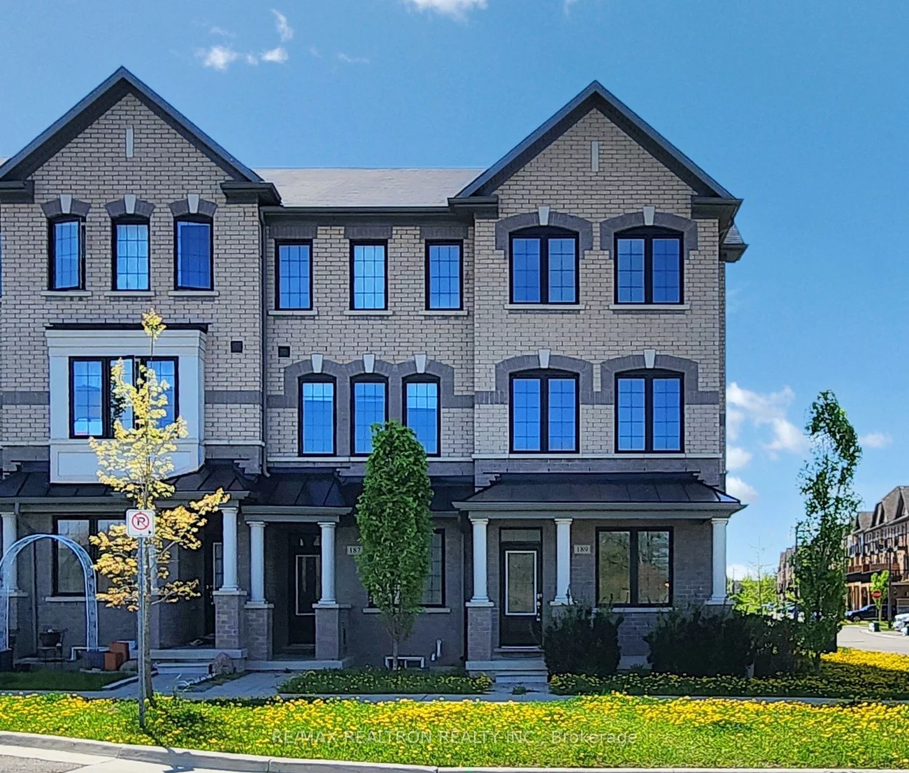 189, Rustle Woods, Cornell, Markham