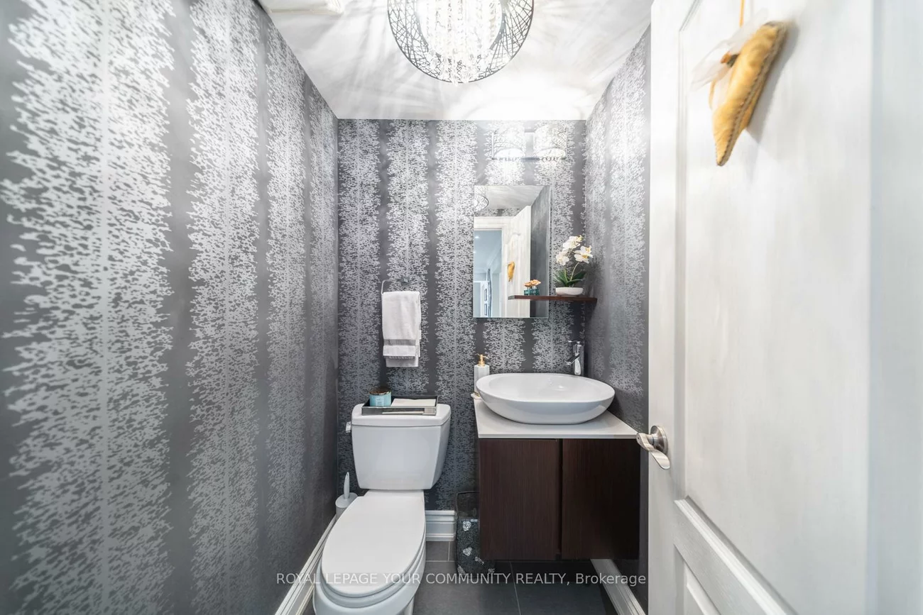 6, Larkin, Markham Village, Markham