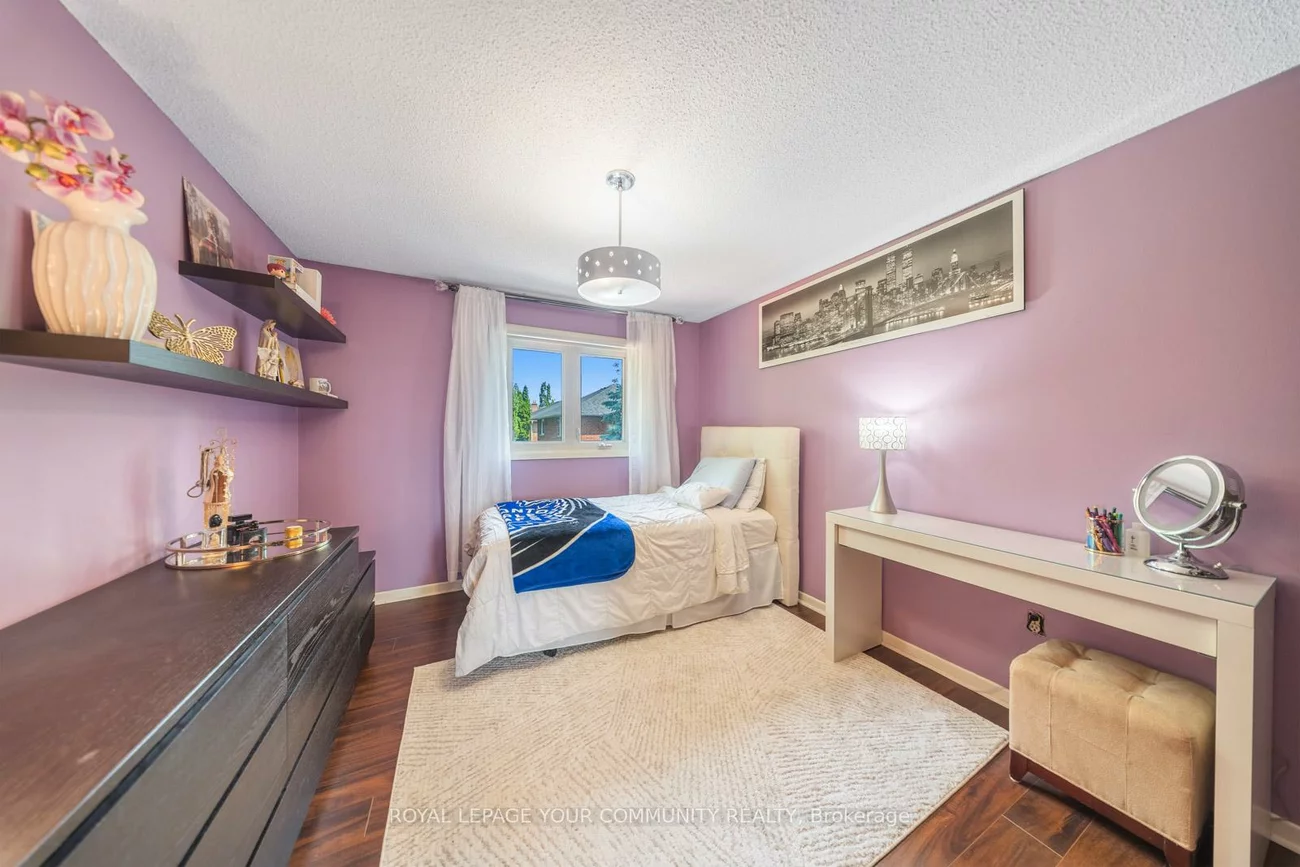 6, Larkin, Markham Village, Markham