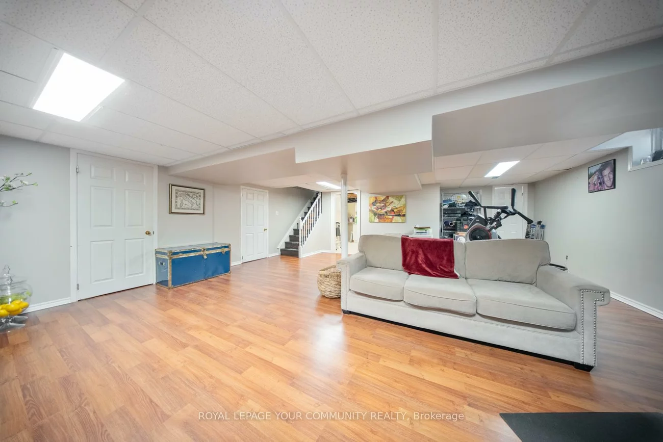 6, Larkin, Markham Village, Markham