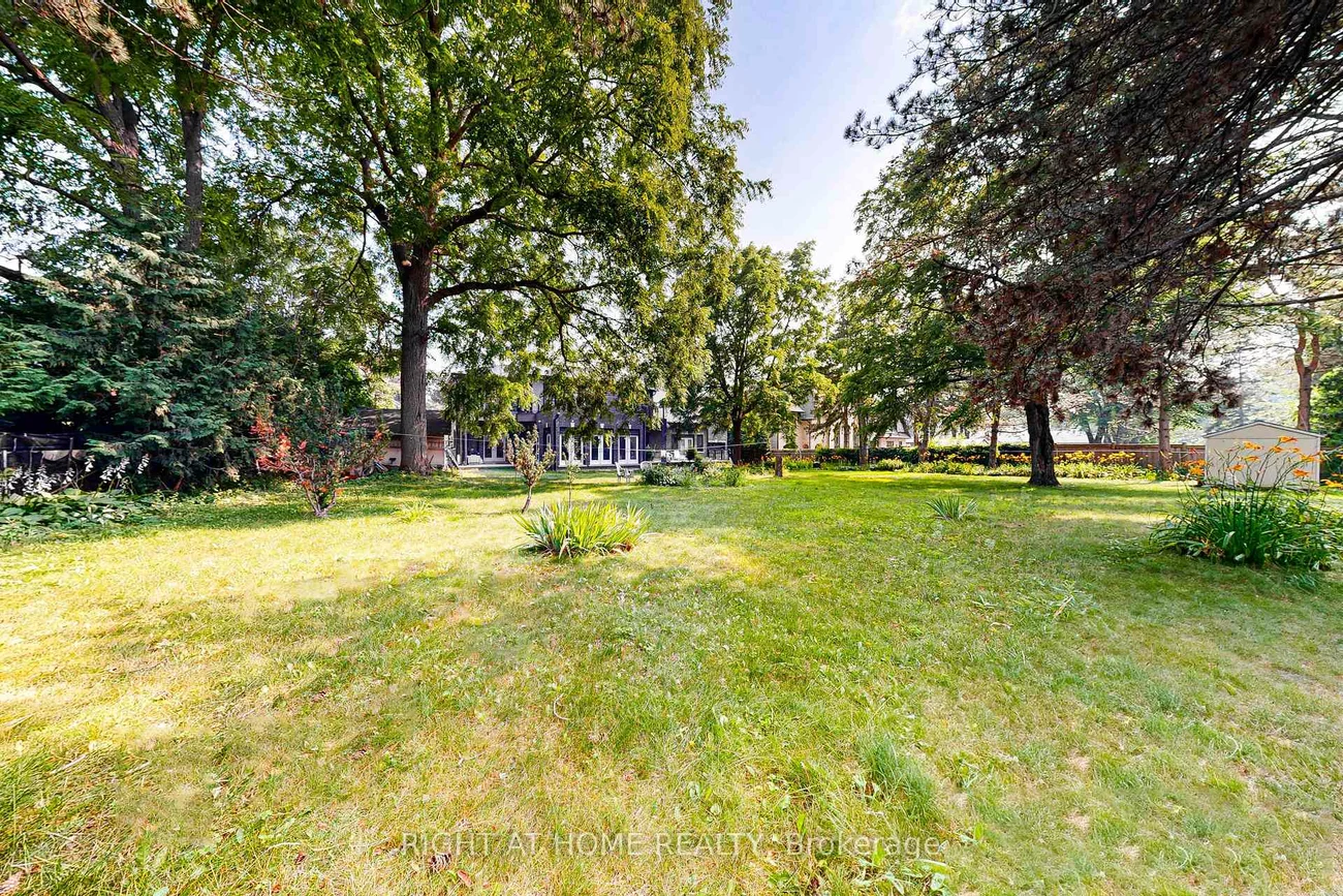 250, Church, Old Markham Village, Markham
