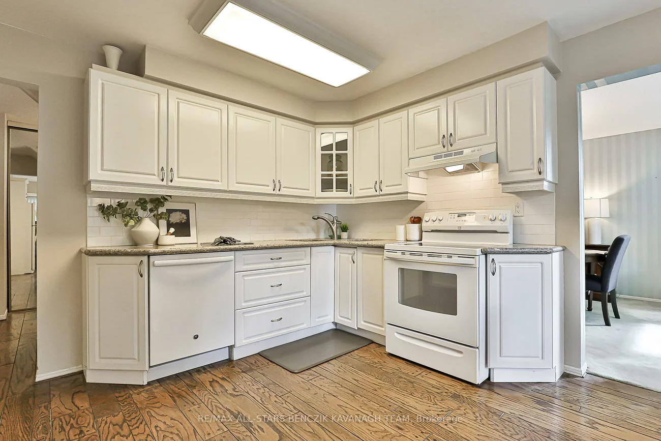 213, Fincham, Markham Village, Markham
