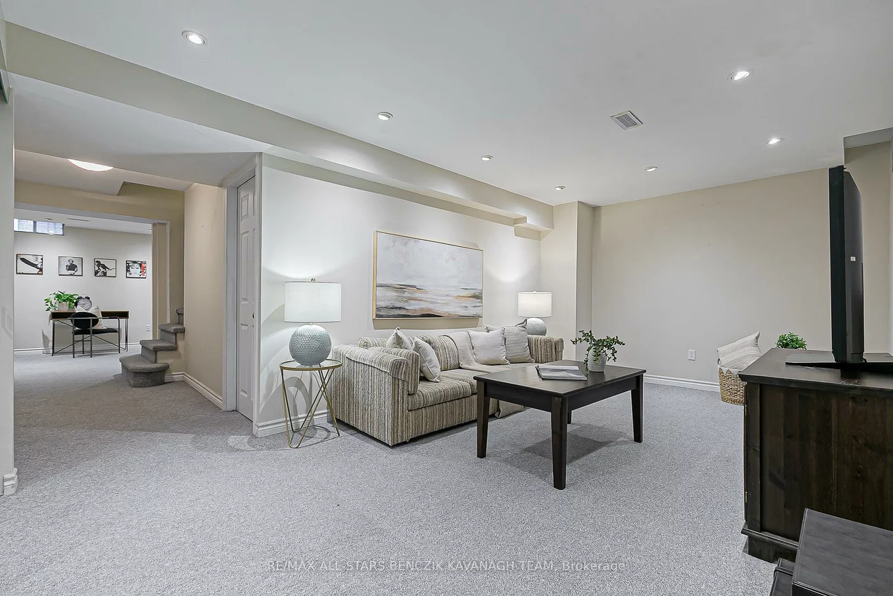 213, Fincham, Markham Village, Markham