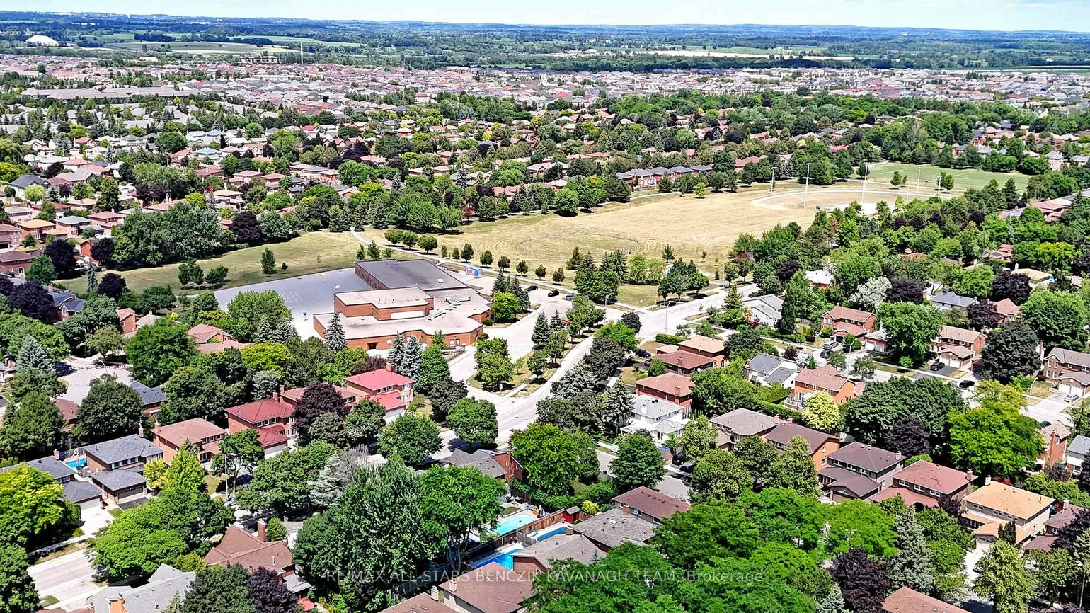 213, Fincham, Markham Village, Markham