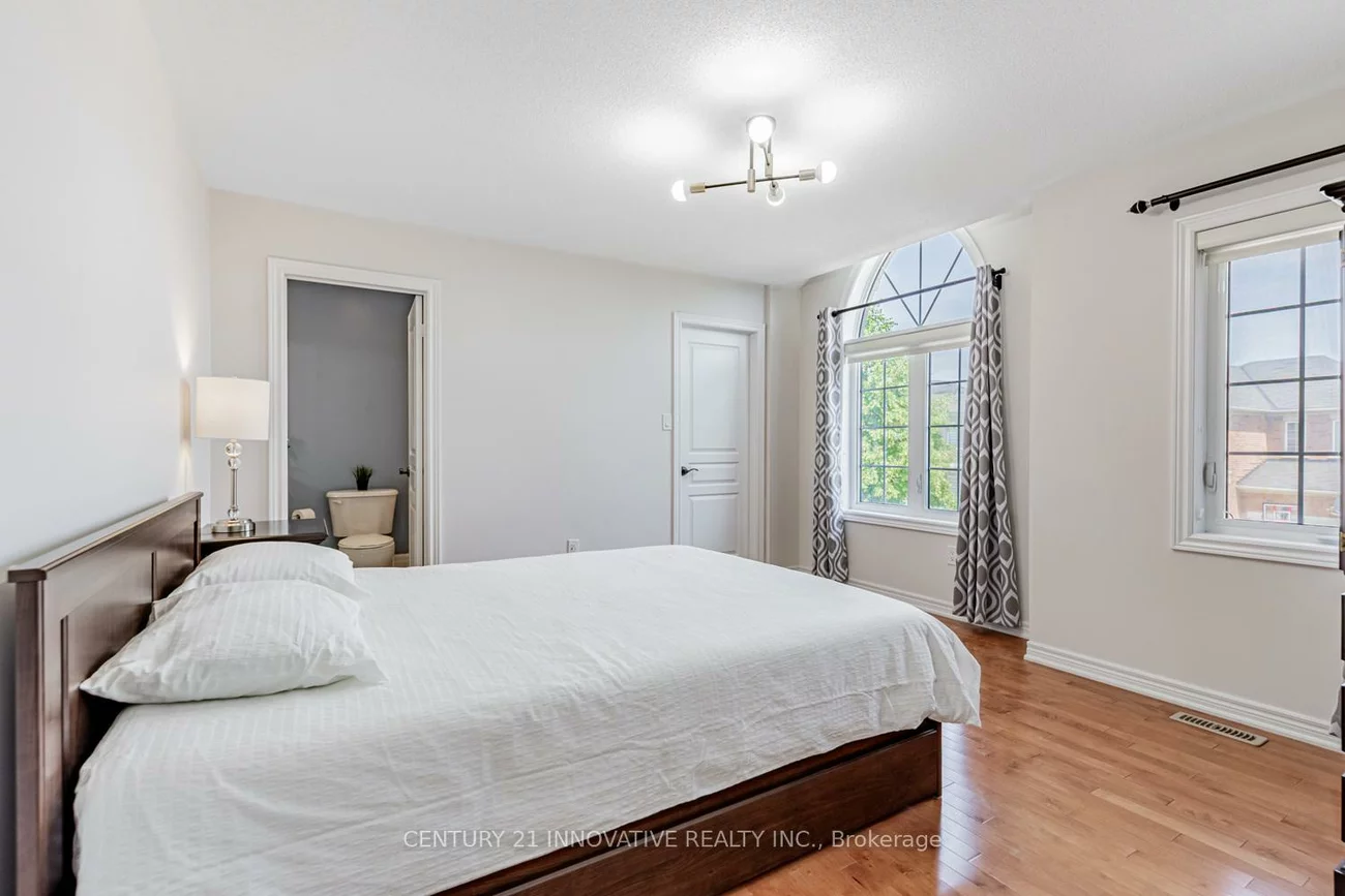 7, Stonechurch, Box Grove, Markham