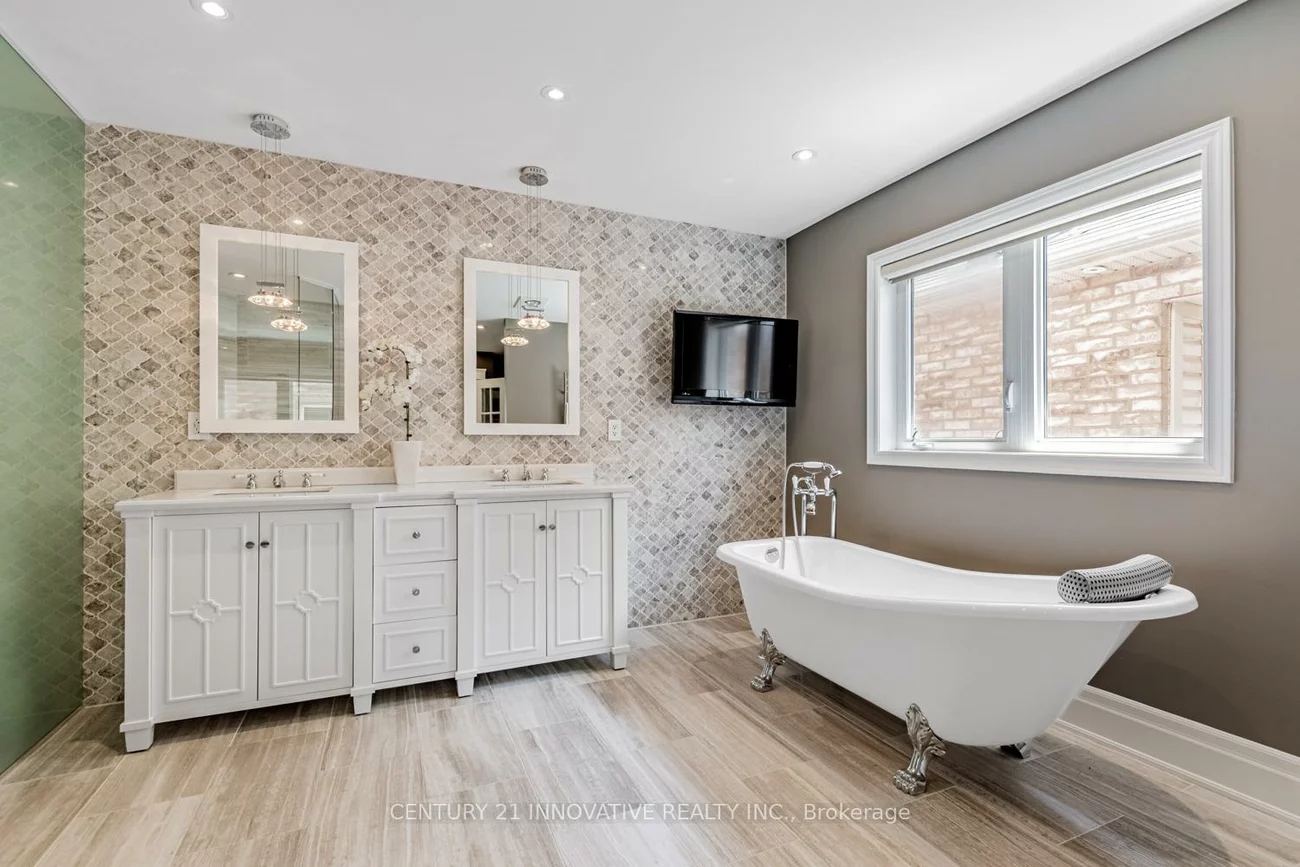 7, Stonechurch, Box Grove, Markham