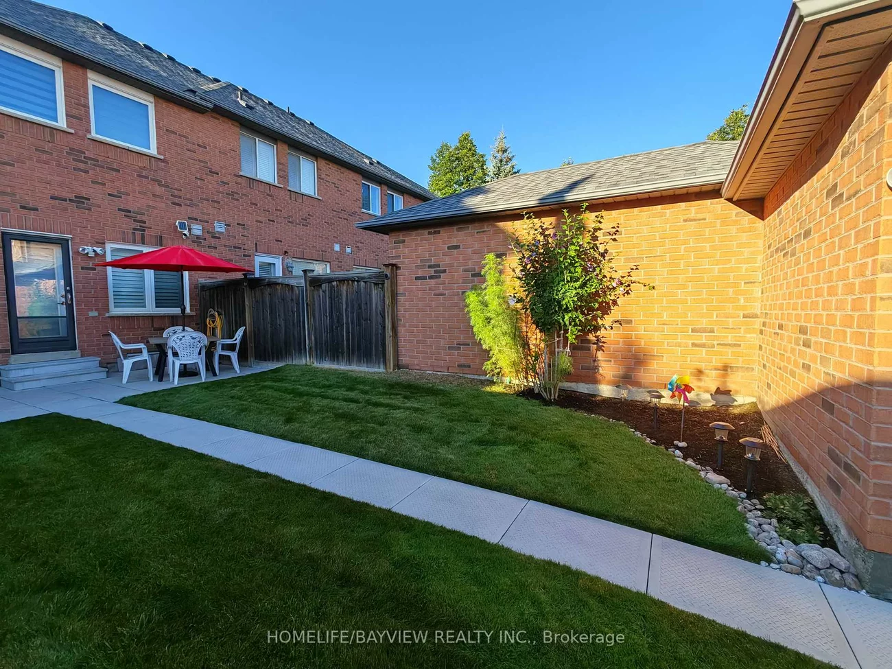 103, Bur Oak, Berczy, Markham