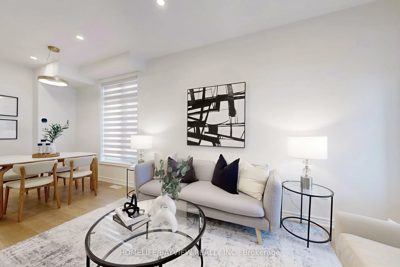 103, Bur Oak, Berczy, Markham