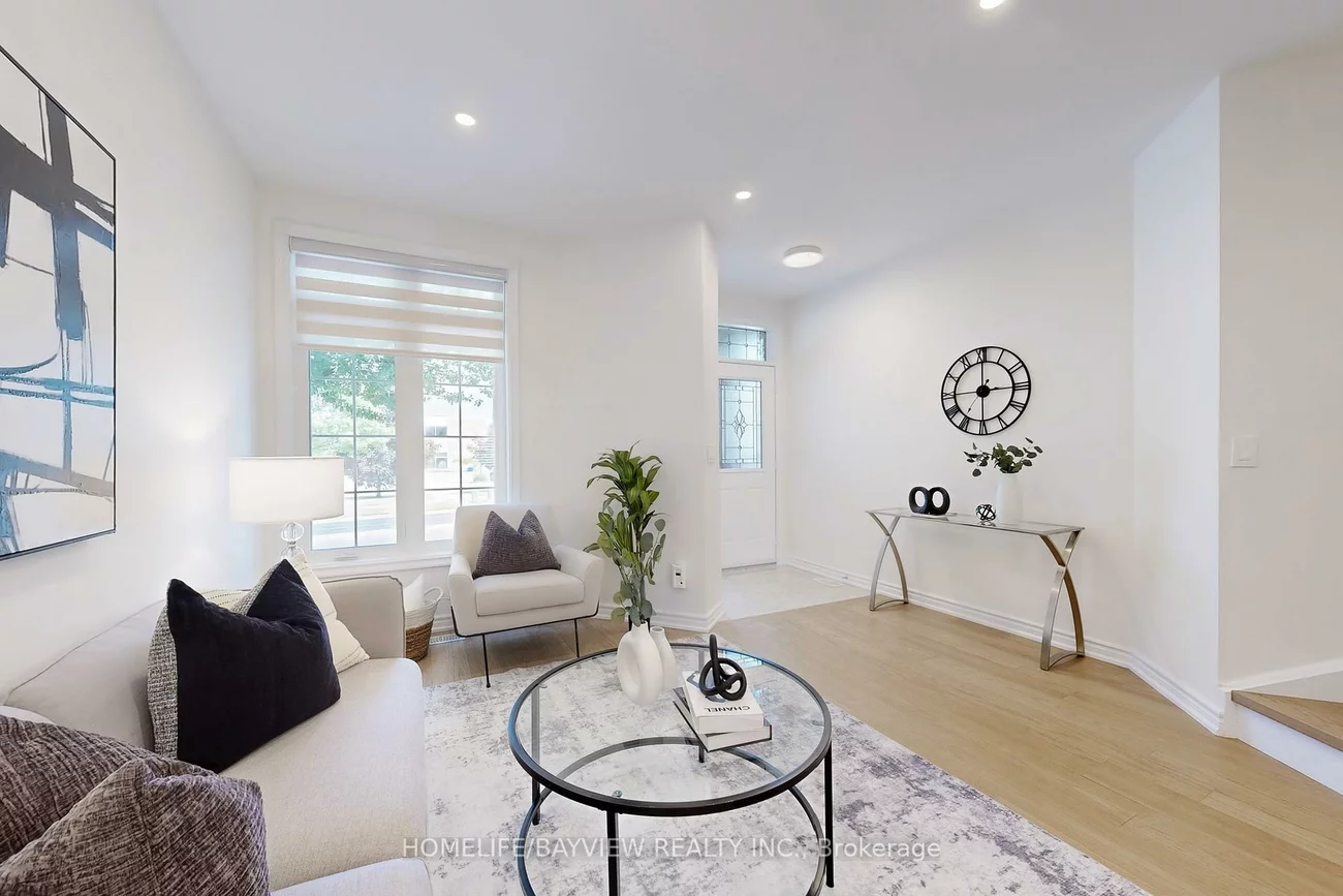 103, Bur Oak, Berczy, Markham