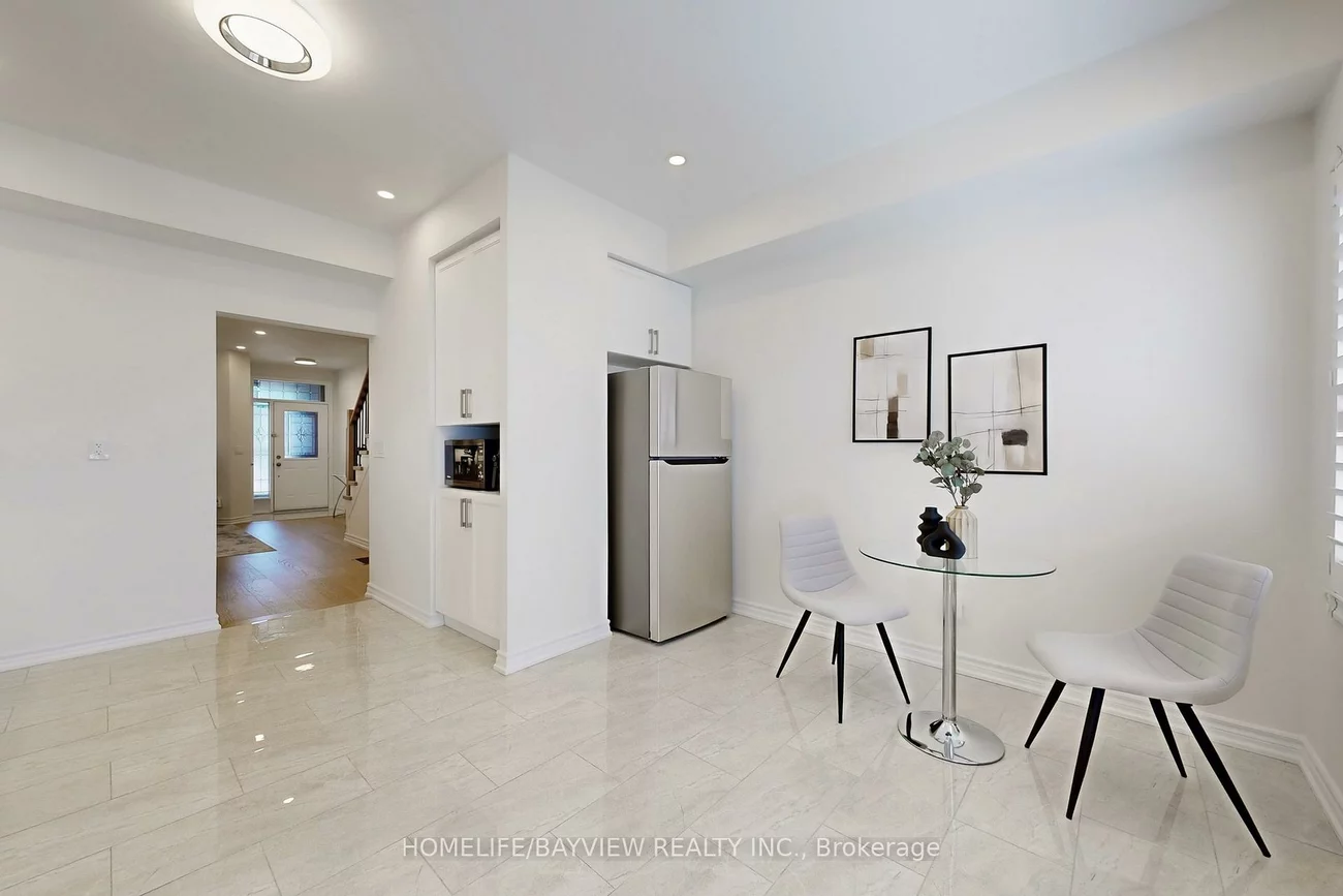103, Bur Oak, Berczy, Markham