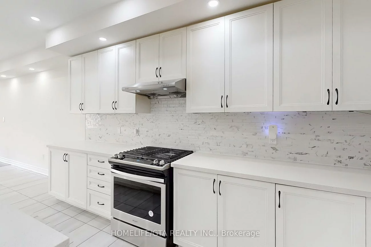 47, Erintol, Cedarwood, Markham