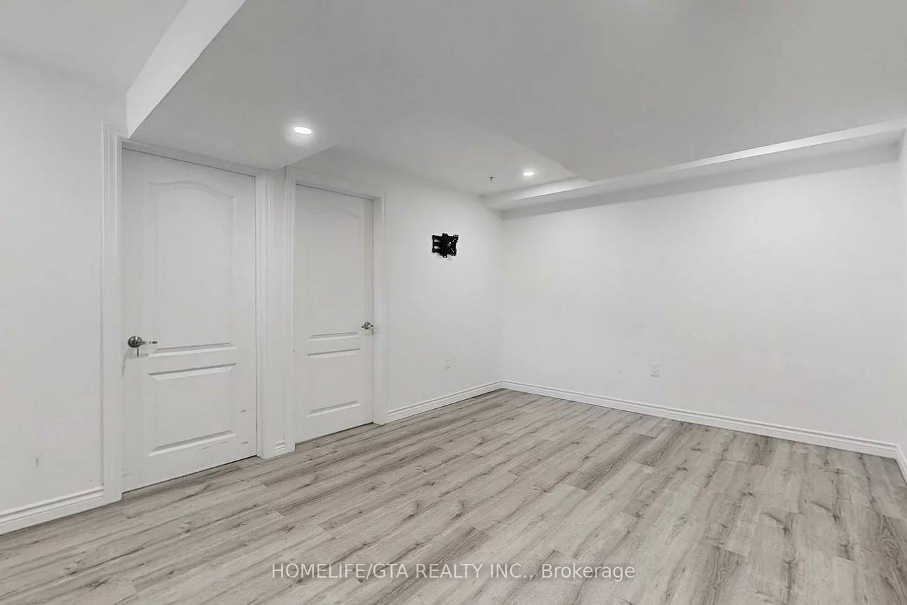 47, Erintol, Cedarwood, Markham