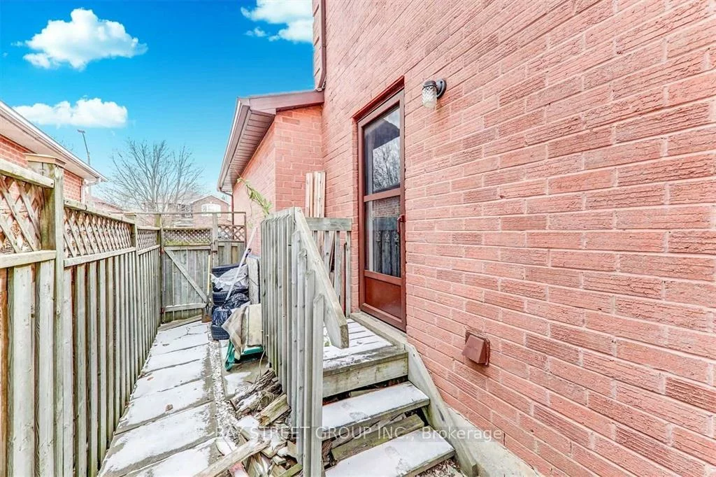36, NORMAN ROSS, Middlefield, Markham