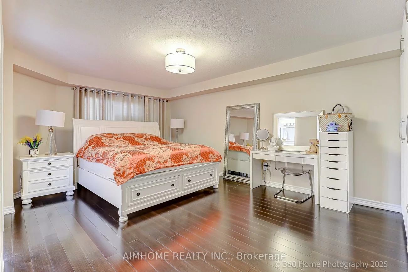 18, Saddlebrook, Cornell, Markham