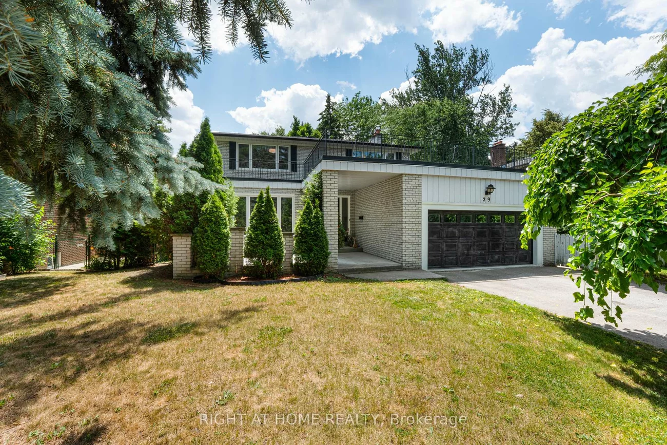 29, Vanwood, Thornhill, Markham