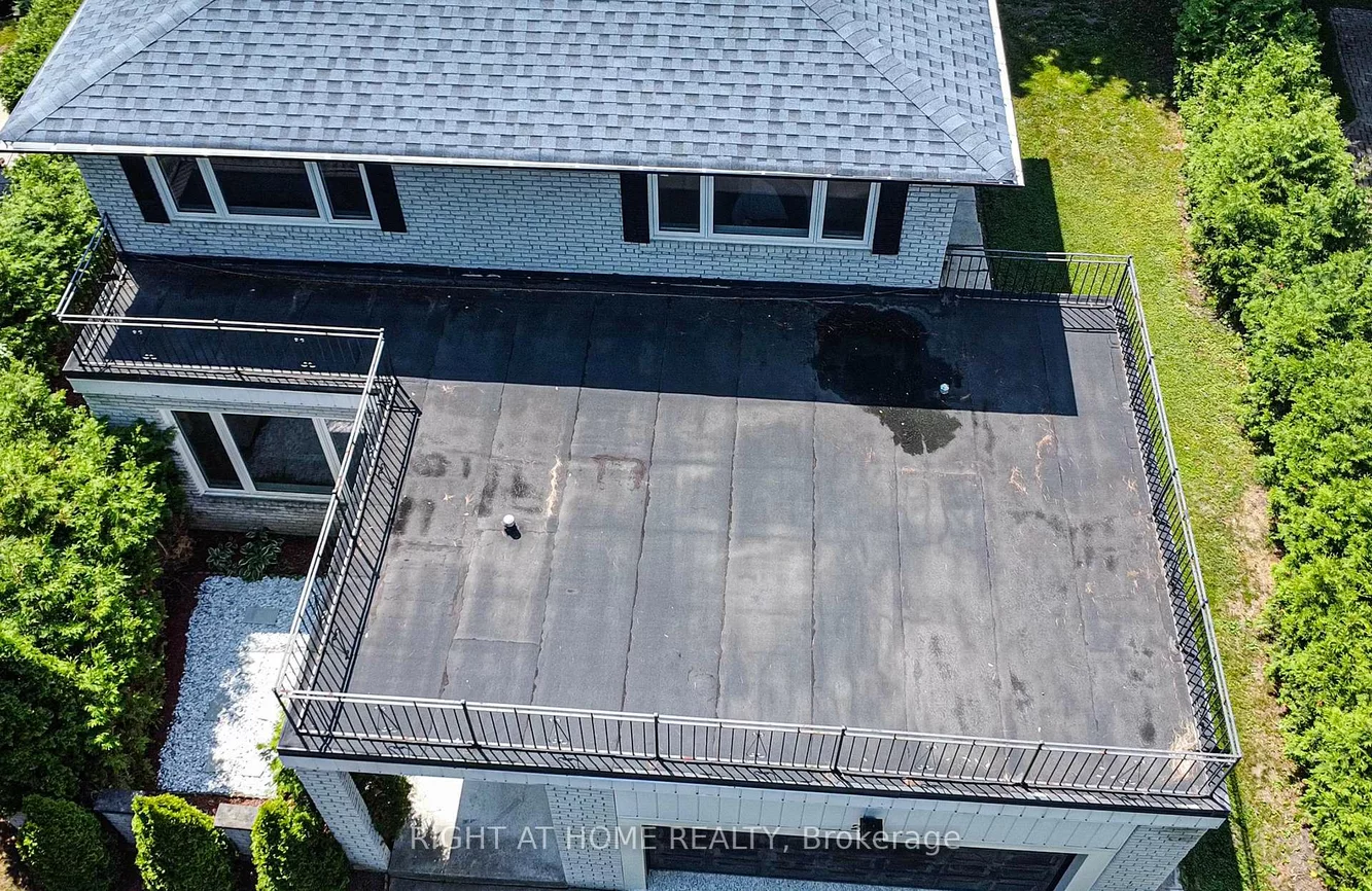 29, Vanwood, Thornhill, Markham