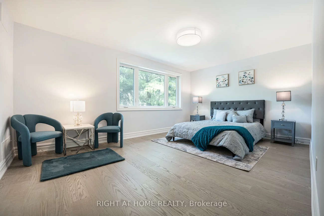 29, Vanwood, Thornhill, Markham