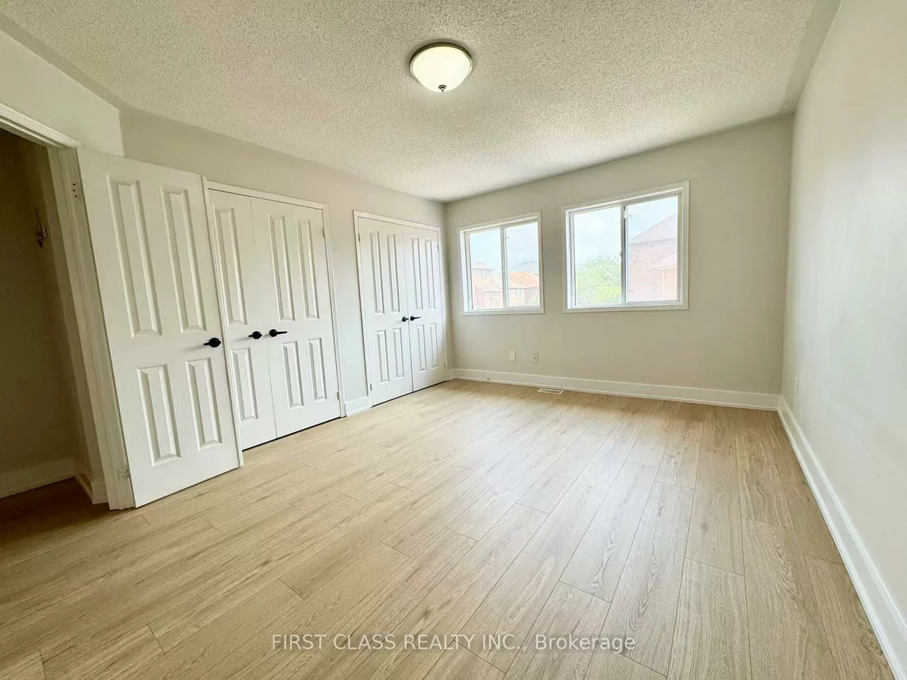 207, Bur Oak, Berczy, Markham