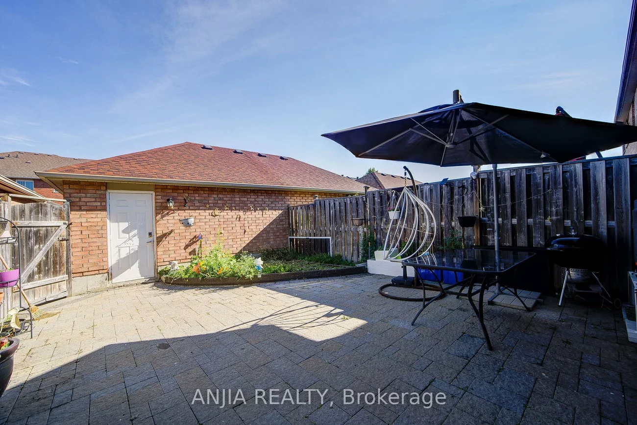 706, Castlemore, Wismer, Markham