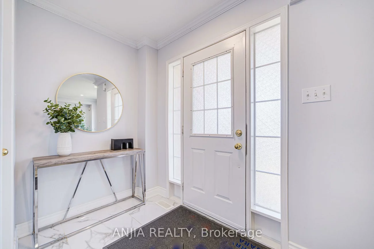 706, Castlemore, Wismer, Markham