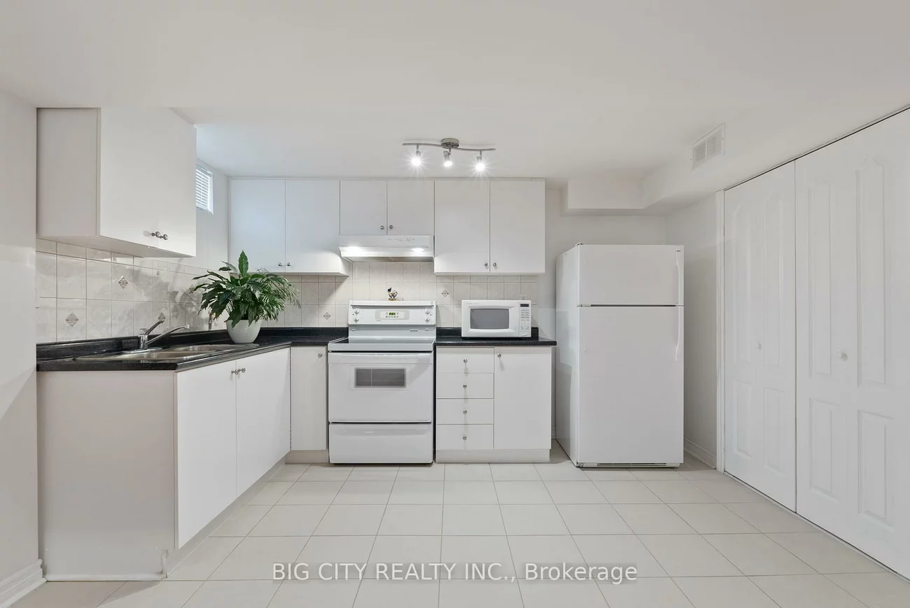 98, Riverlands, Cornell, Markham