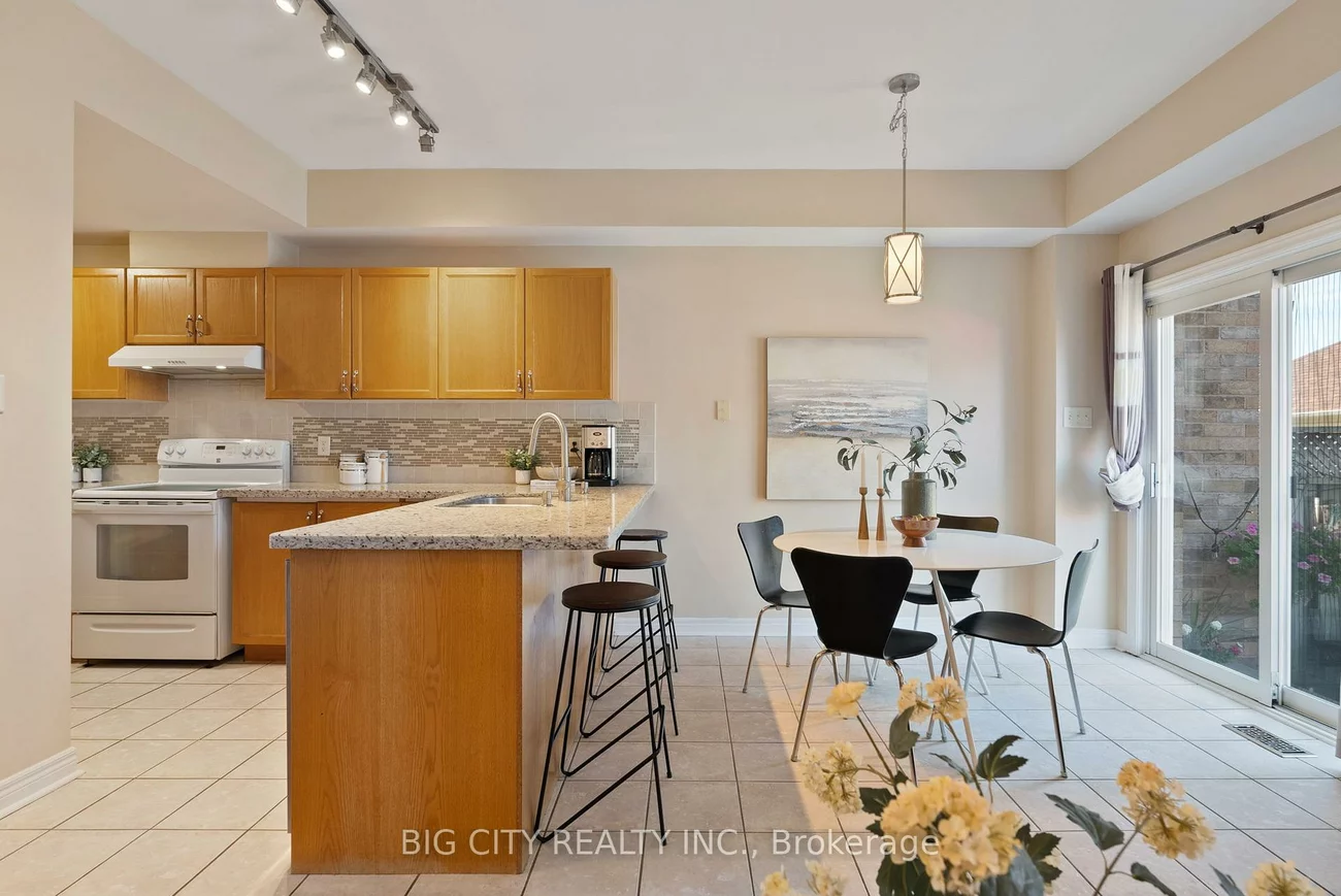 98, Riverlands, Cornell, Markham