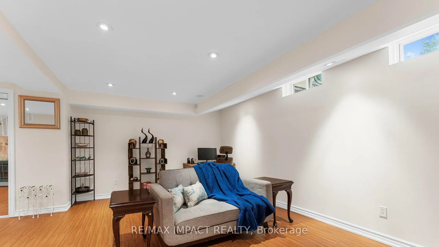 740, Bur Oak, Wismer, Markham