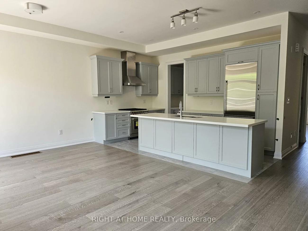 33, West Village, Angus Glen, Markham