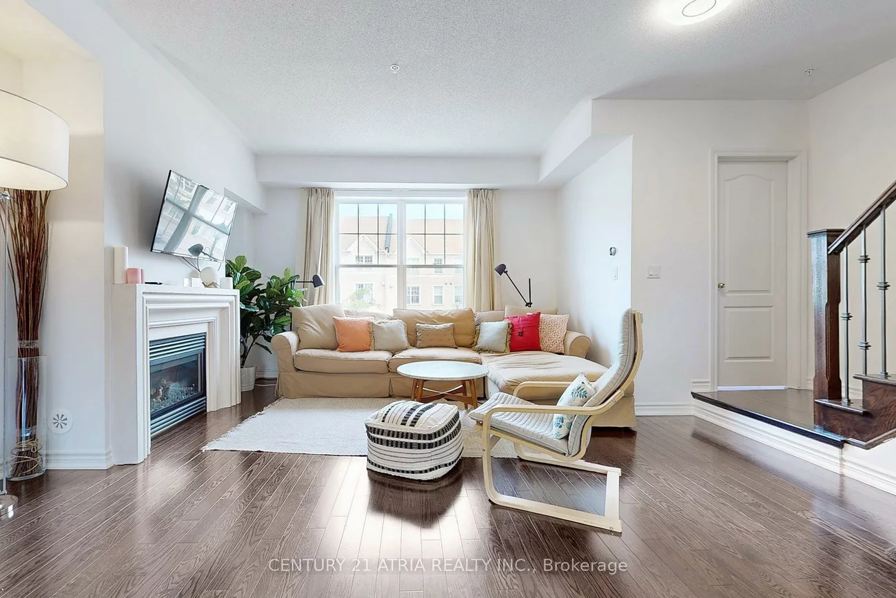 17, Cathedral High, Cathedraltown, Markham