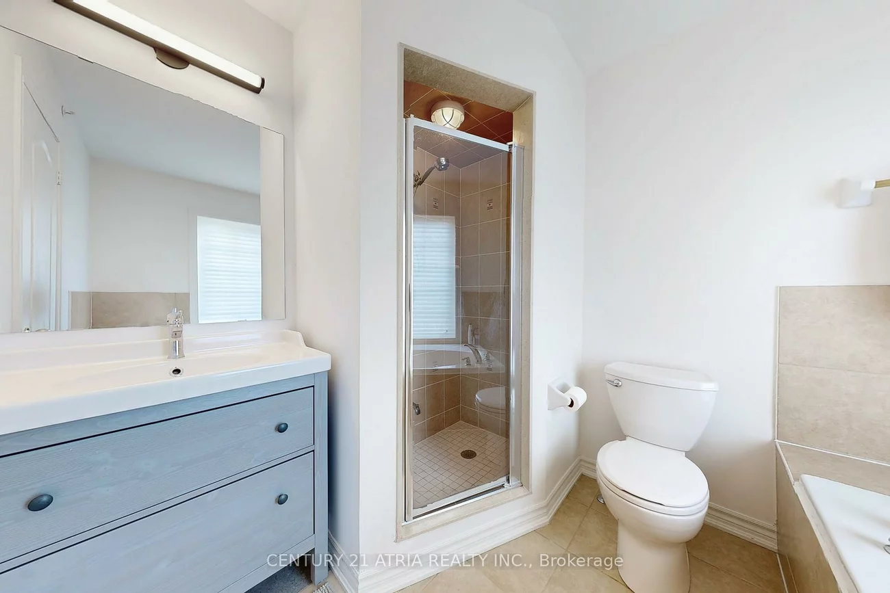 17, Cathedral High, Cathedraltown, Markham