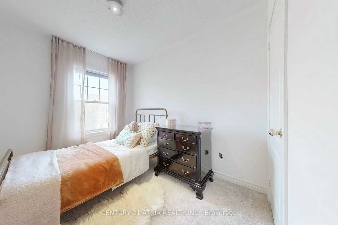17, Cathedral High, Cathedraltown, Markham