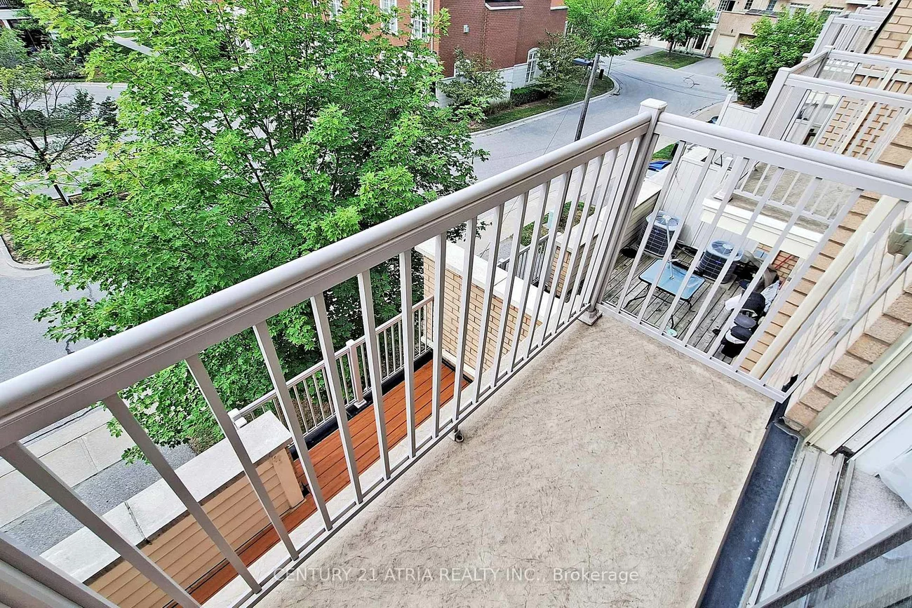 17, Cathedral High, Cathedraltown, Markham
