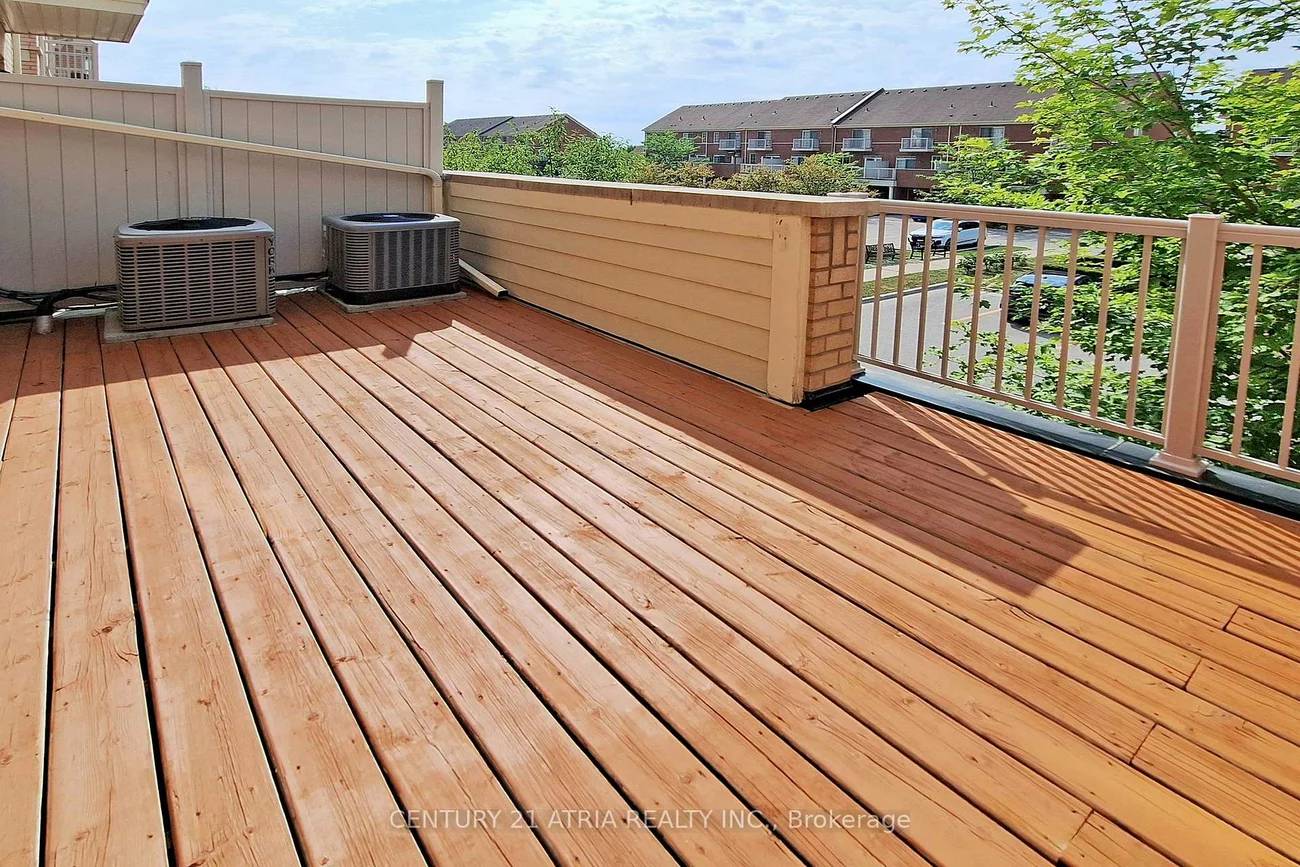 17, Cathedral High, Cathedraltown, Markham