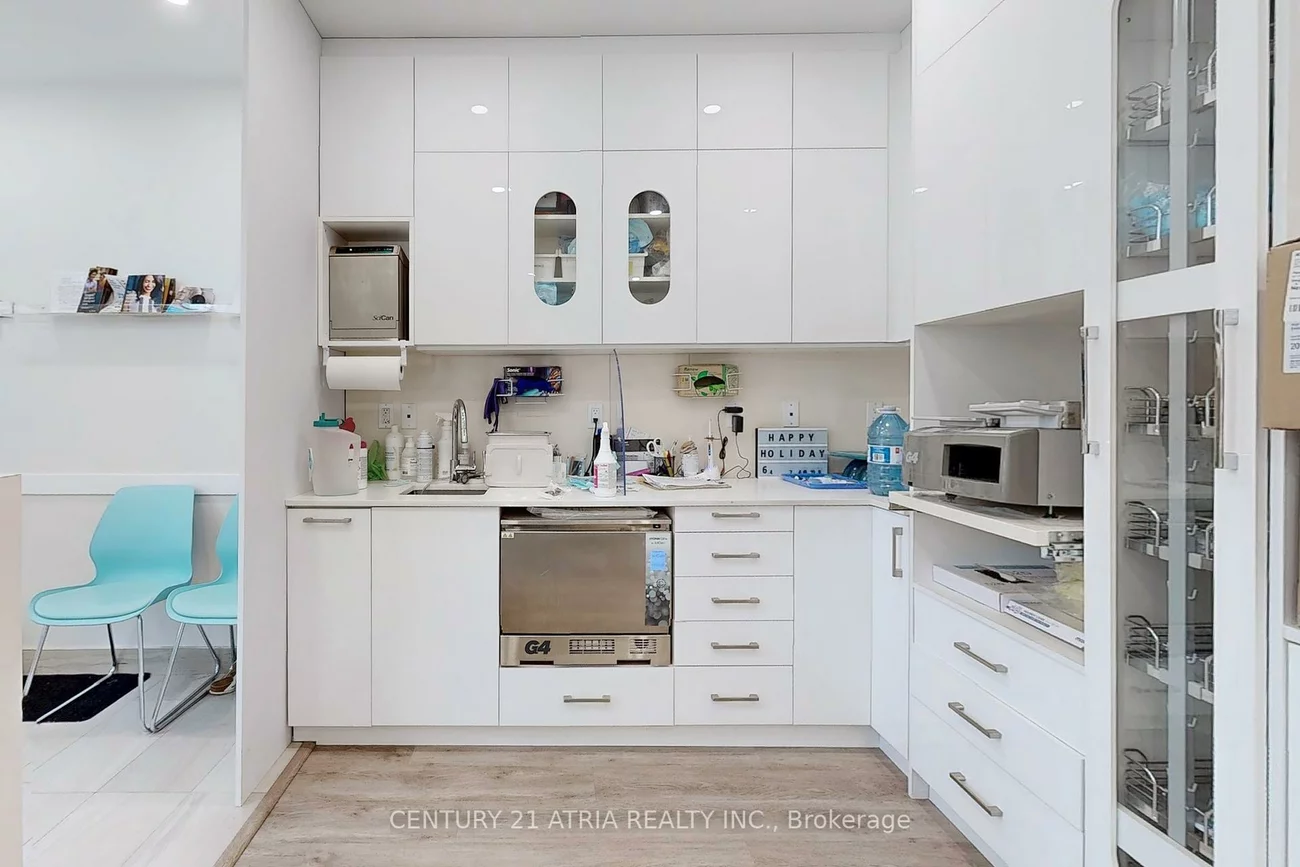 17, Cathedral High, Cathedraltown, Markham