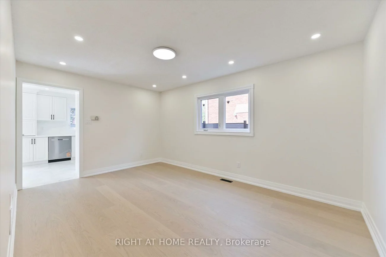 40, Norman Ross, Middlefield, Markham