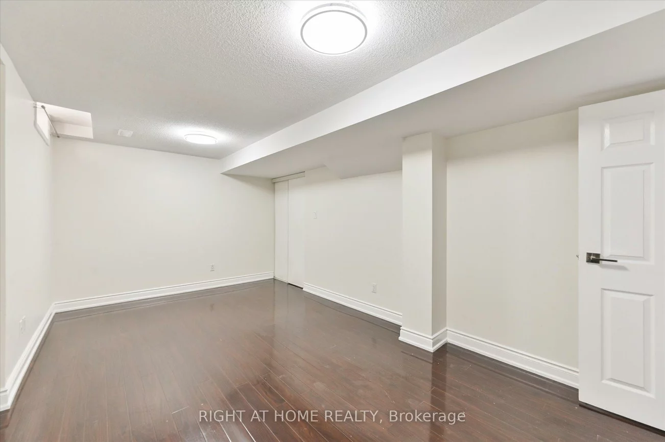 40, Norman Ross, Middlefield, Markham