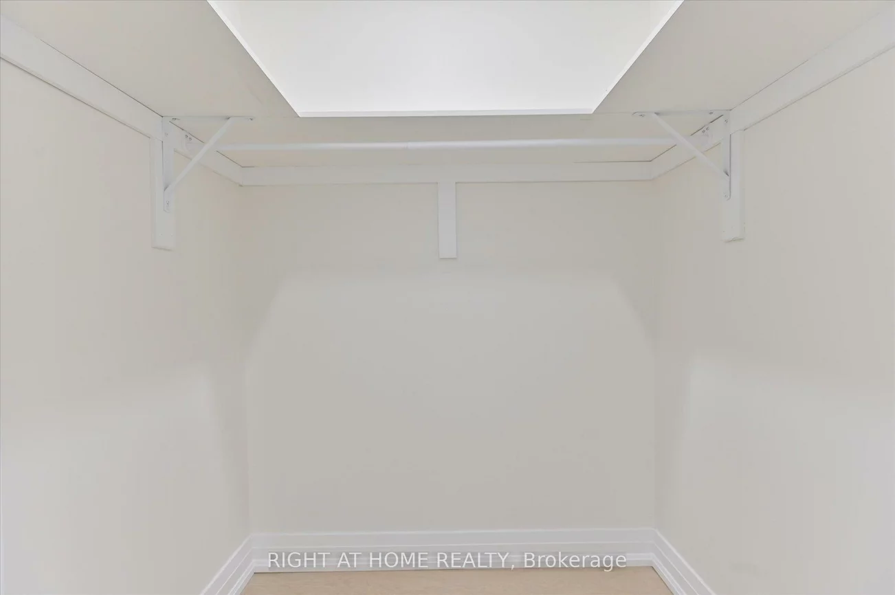 40, Norman Ross, Middlefield, Markham