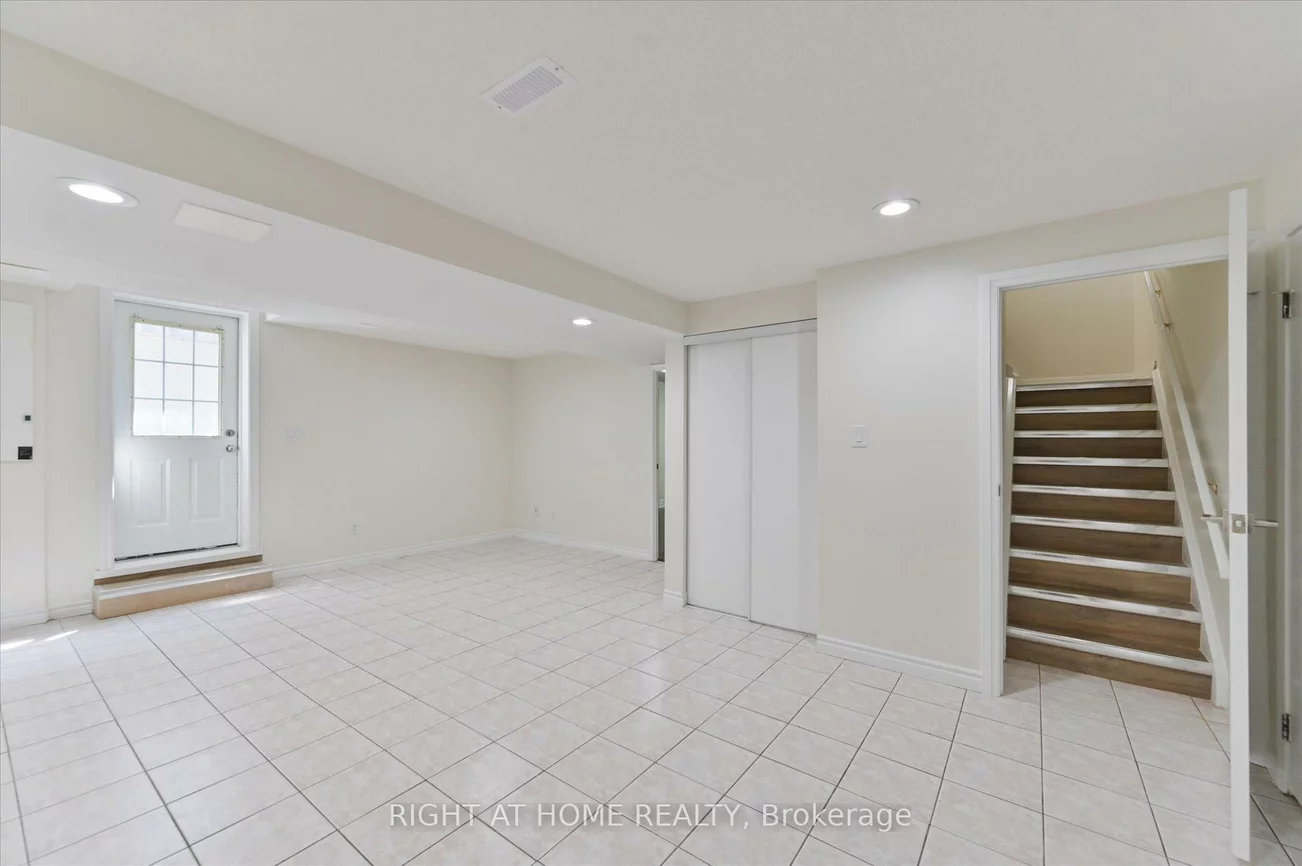 40, Norman Ross, Middlefield, Markham