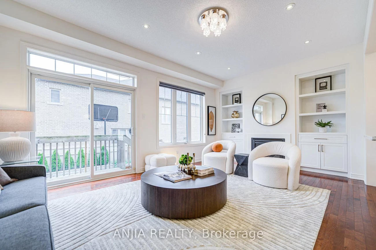 116, Hubner, Berczy, Markham