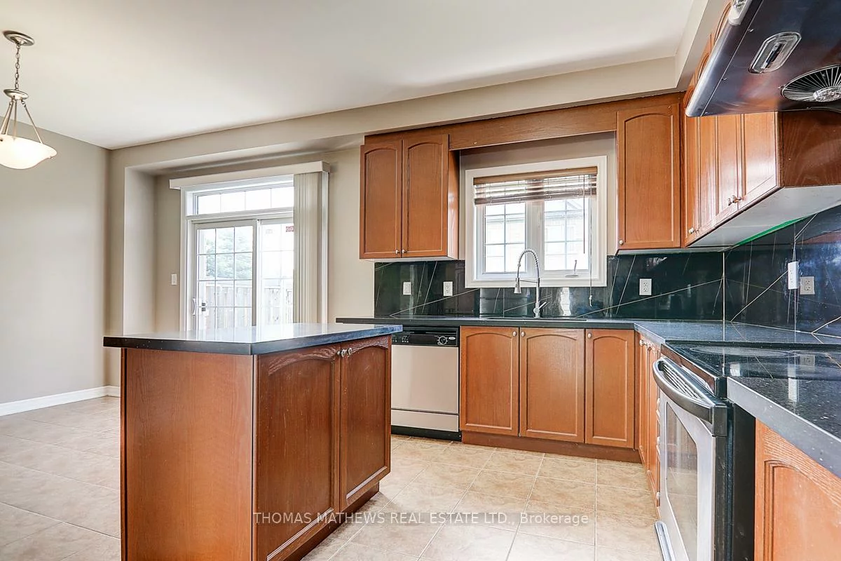 25, Turnhouse, Box Grove, Markham