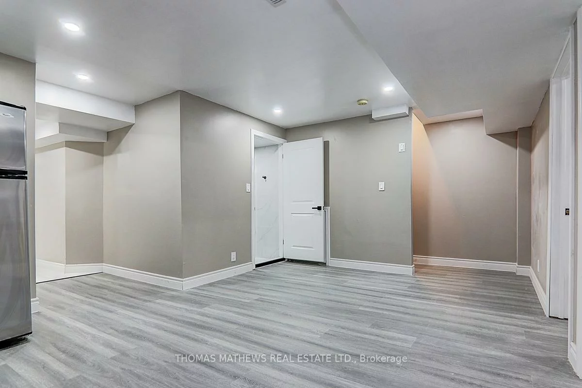25, Turnhouse, Box Grove, Markham