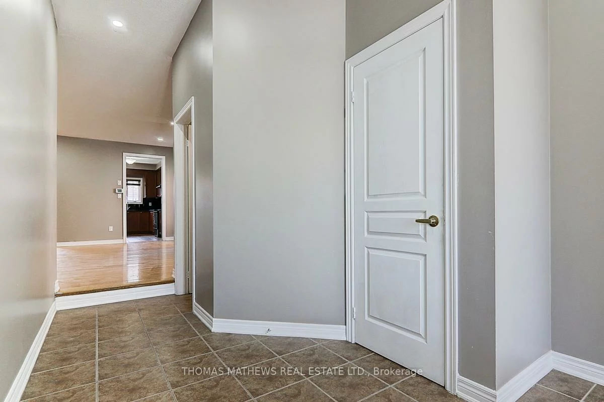 25, Turnhouse, Box Grove, Markham