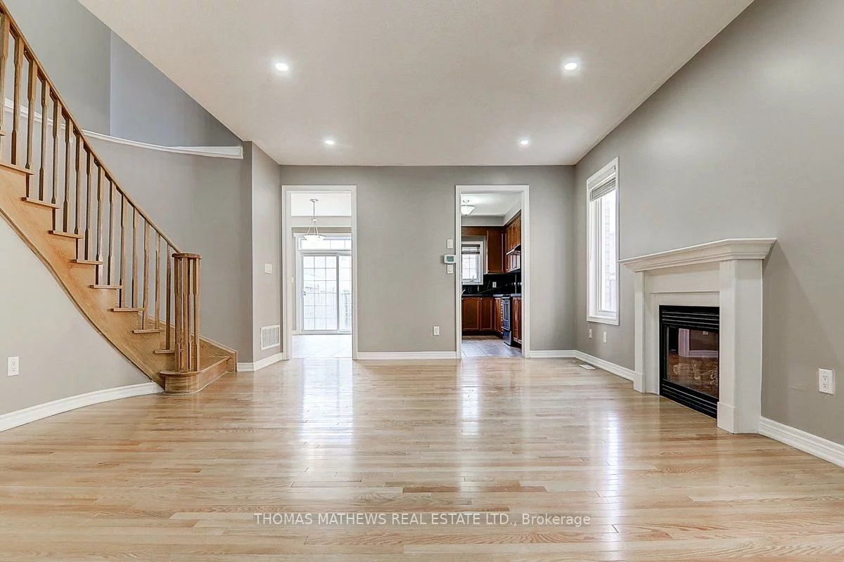 25, Turnhouse, Box Grove, Markham