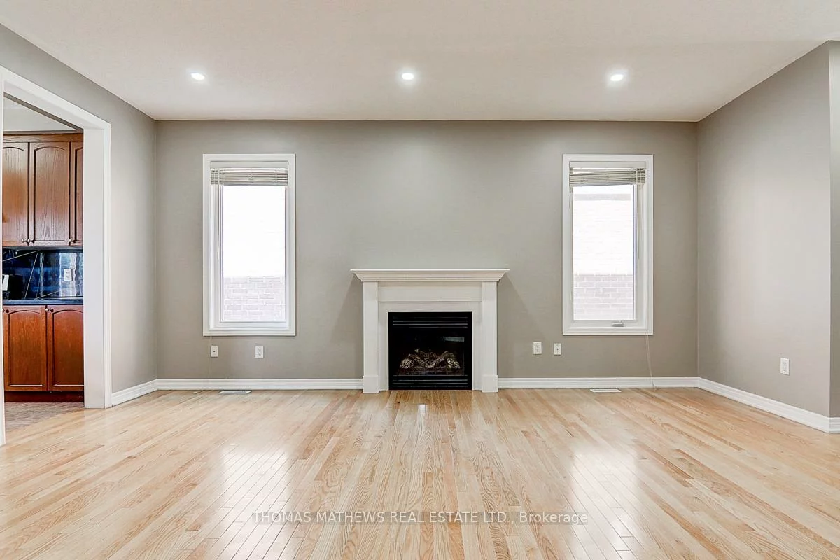 25, Turnhouse, Box Grove, Markham