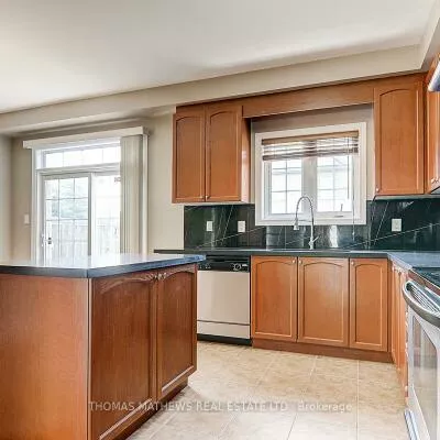 25, Turnhouse, Box Grove, Markham